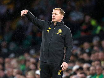 Celtic players and manager Nei...